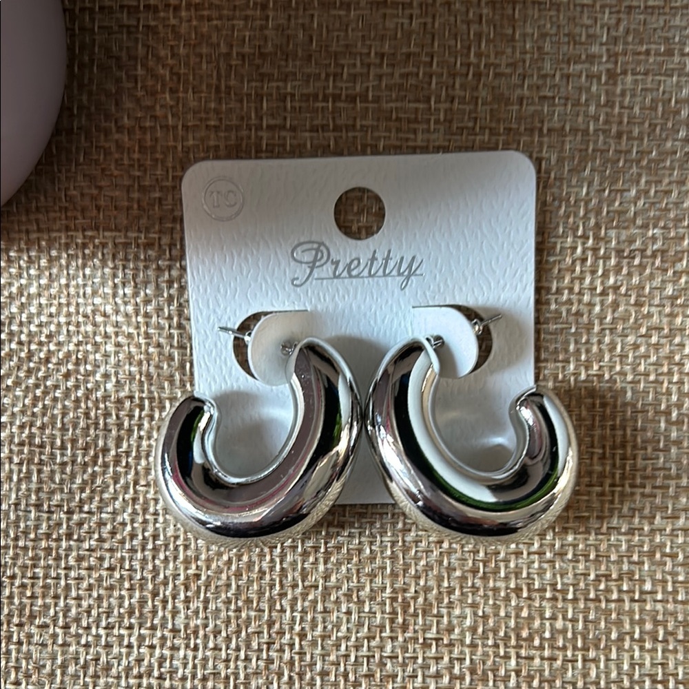 ePretty Silver Hoop Earrings